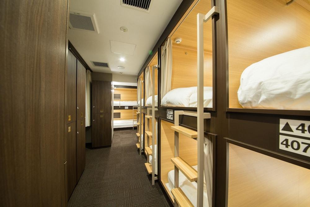 Emblem Hostel Nishiarai Токио Экстерьер фото
