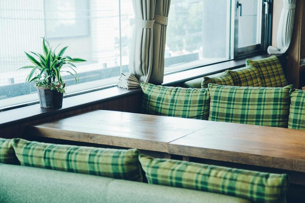 Emblem Hostel Nishiarai Токио Экстерьер фото