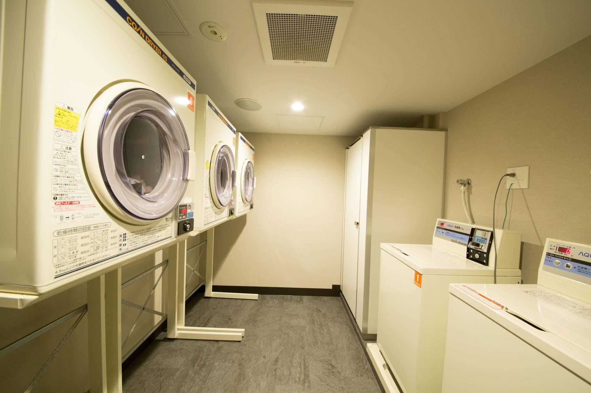 Emblem Hostel Nishiarai Токио Экстерьер фото